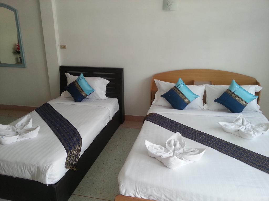 Chaam Guesthouse Petchaburi Esterno foto